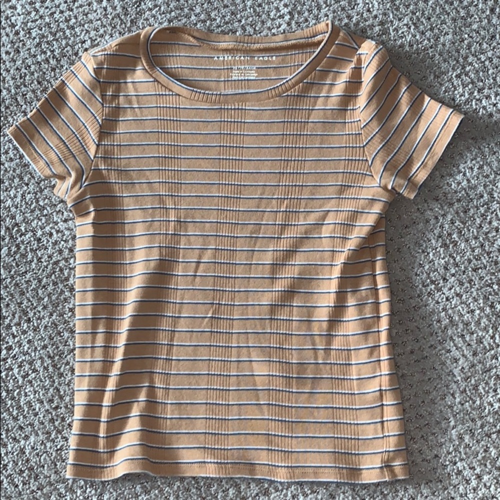 American Eagle T-shirt!